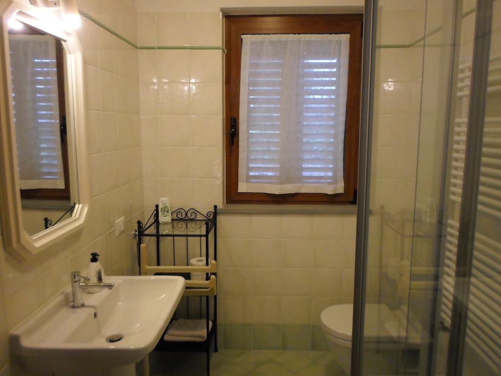 I 3 Cipressi Vila Chiassa Superiore Quarto foto